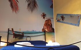 Bed Rho Fiera